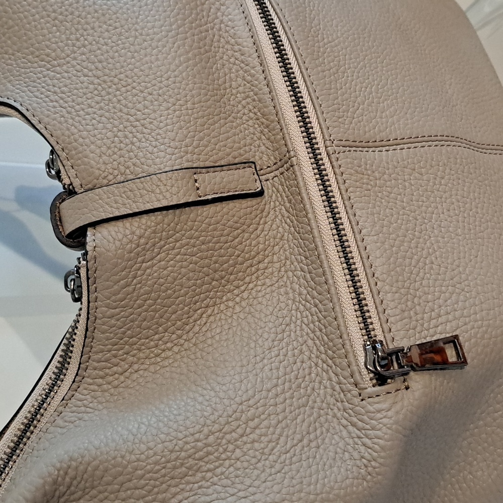 NWT Shoulder Hobo Bag (Taupe) - Slowline - Picture 5 of 10